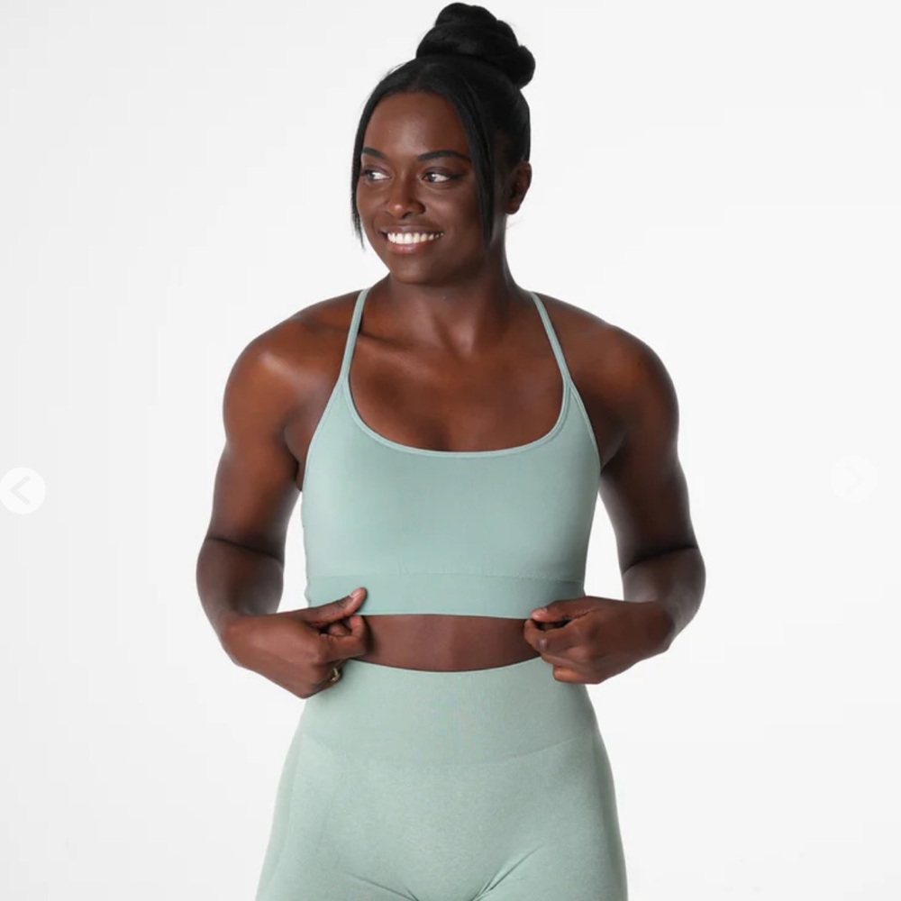 NVGTN Mint Sports Bra